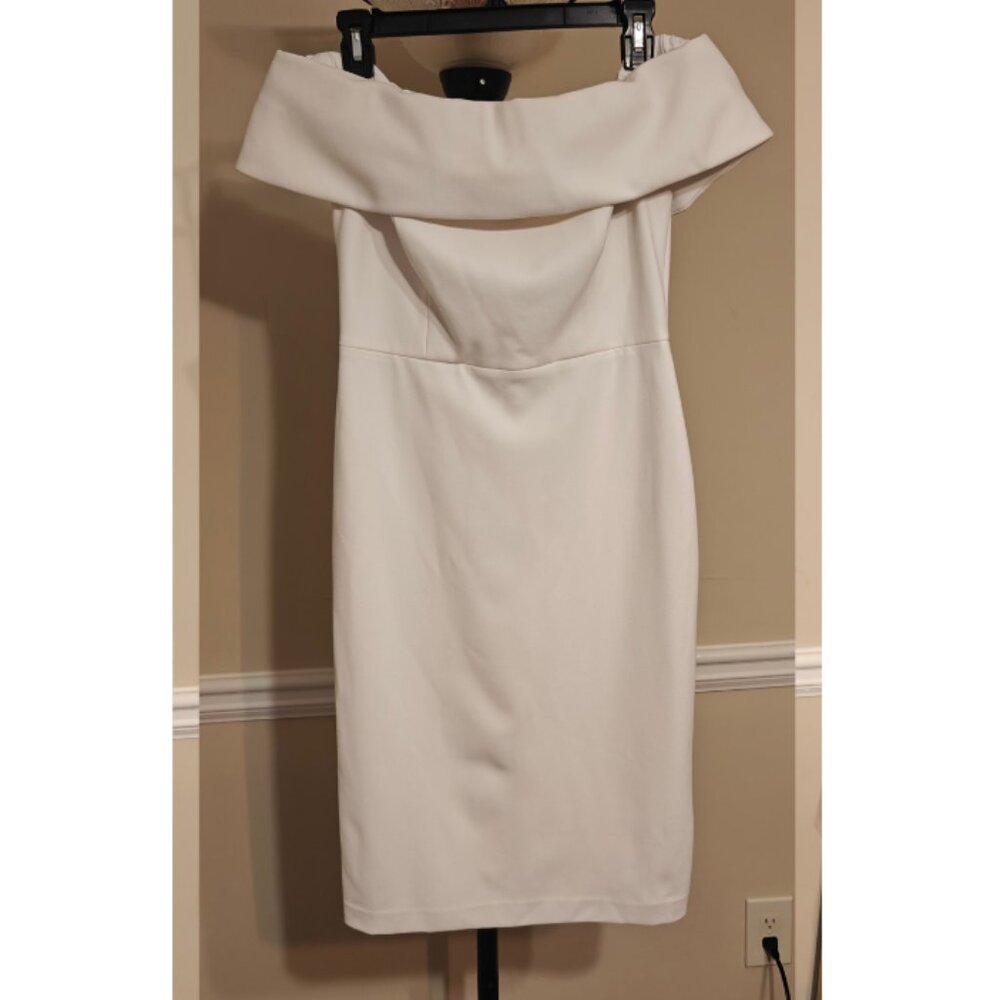 Calvin Klein Strapless Off Shoulder White Cocktail Dress